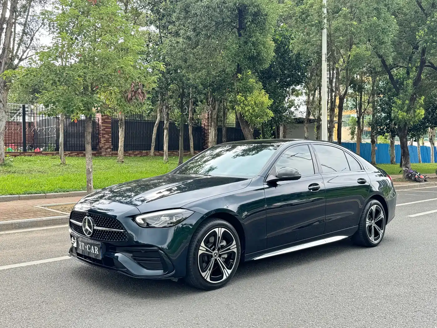奔驰C级 2022款 改款 C 260 L 皓夜运动版 2022