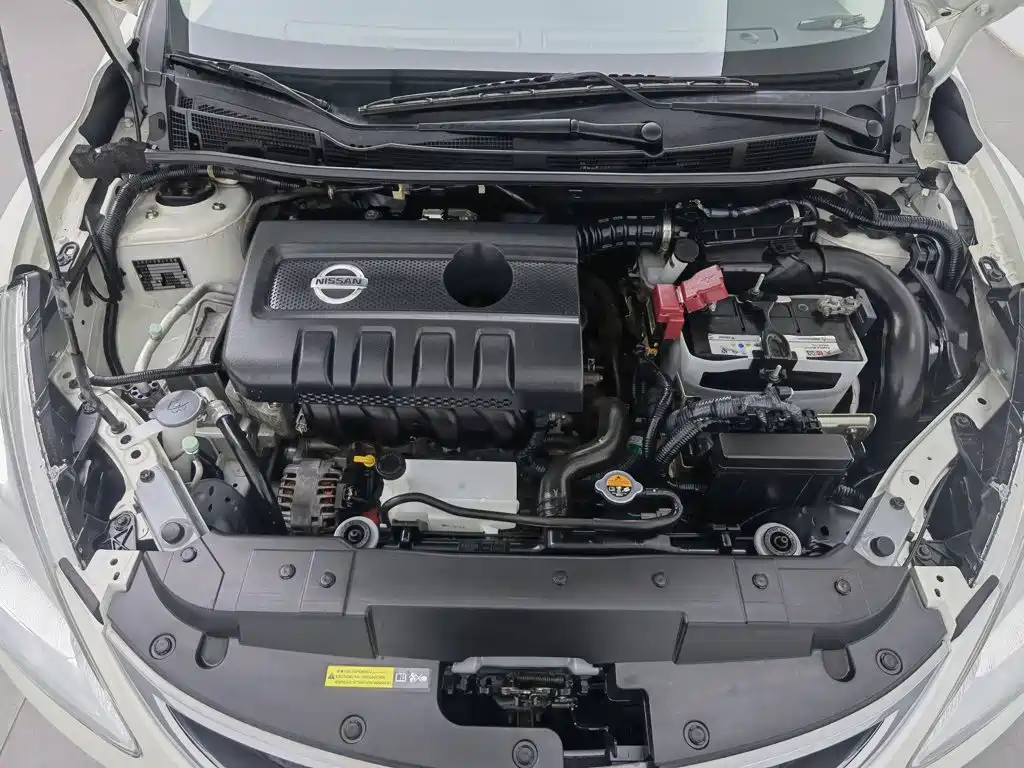 Nissan Tiida — миниатюра 6