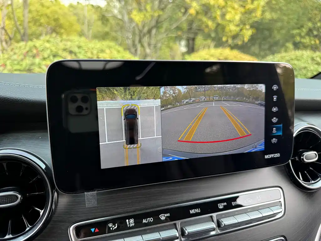 MERCEDES-BENZ V CLASS