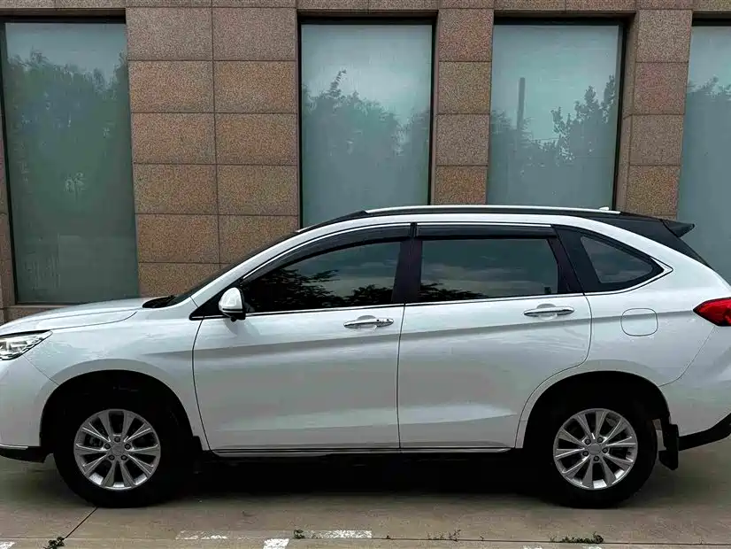 Haval M6 — миниатюра 4