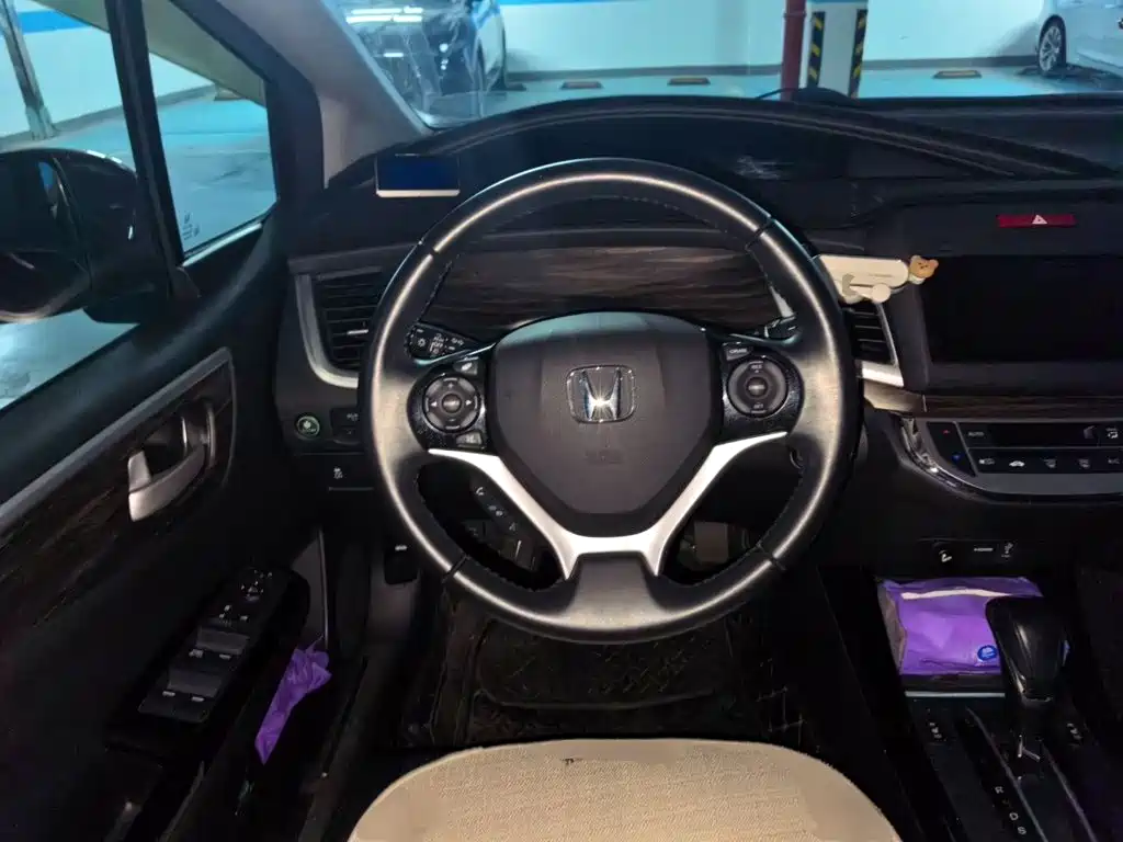 Honda Jade — миниатюра 6