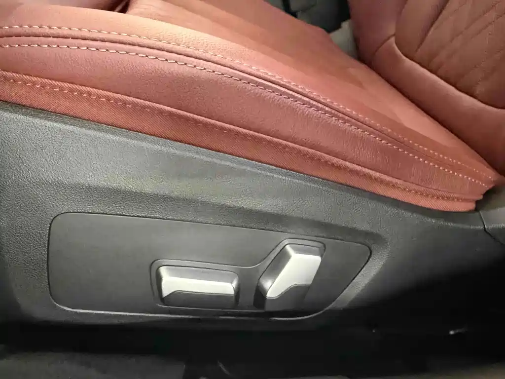 BMW 3 Series — миниатюра 11