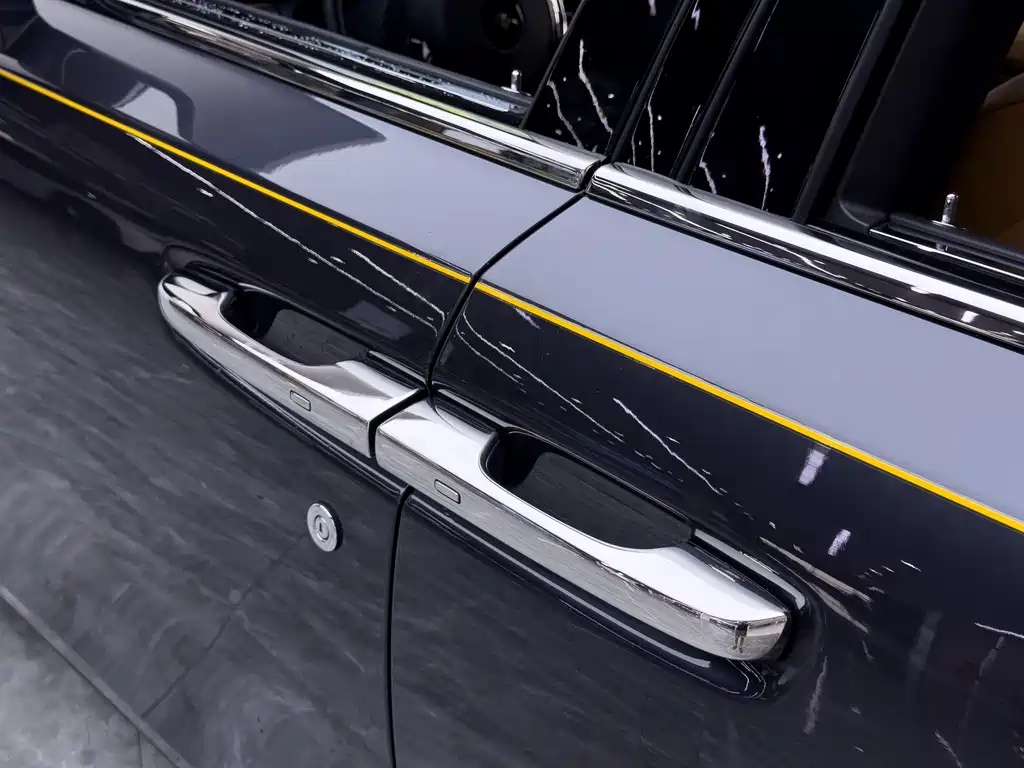 Rolls-Royce Ghost — миниатюра 11