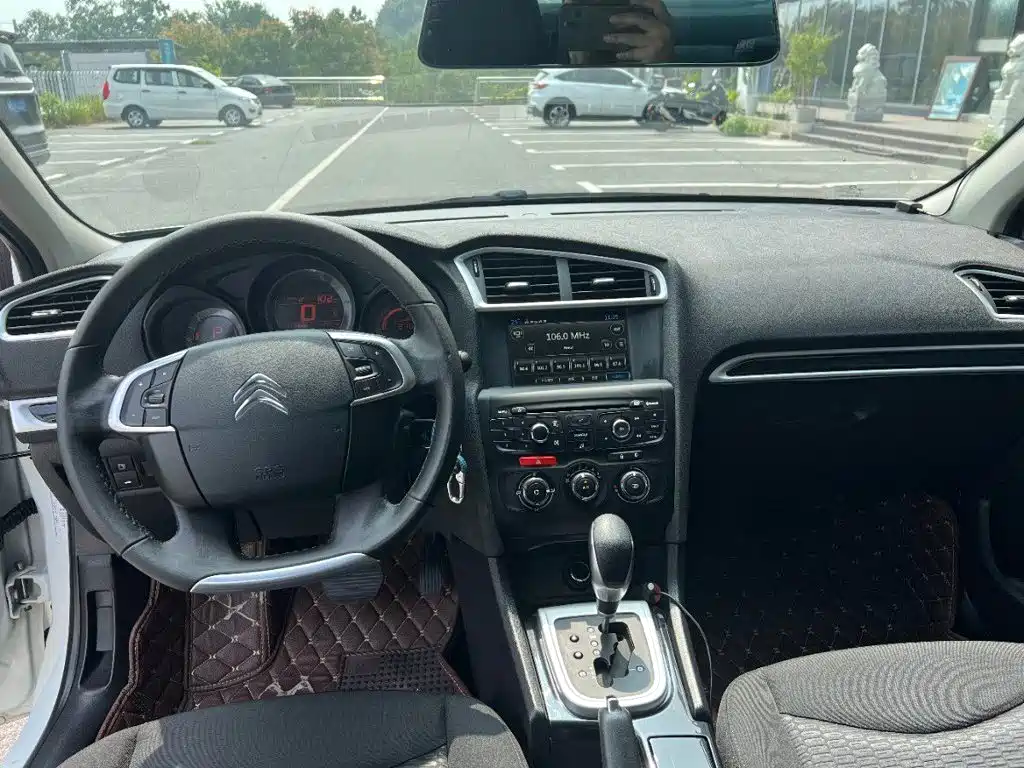 Citroen C4L — миниатюра 9
