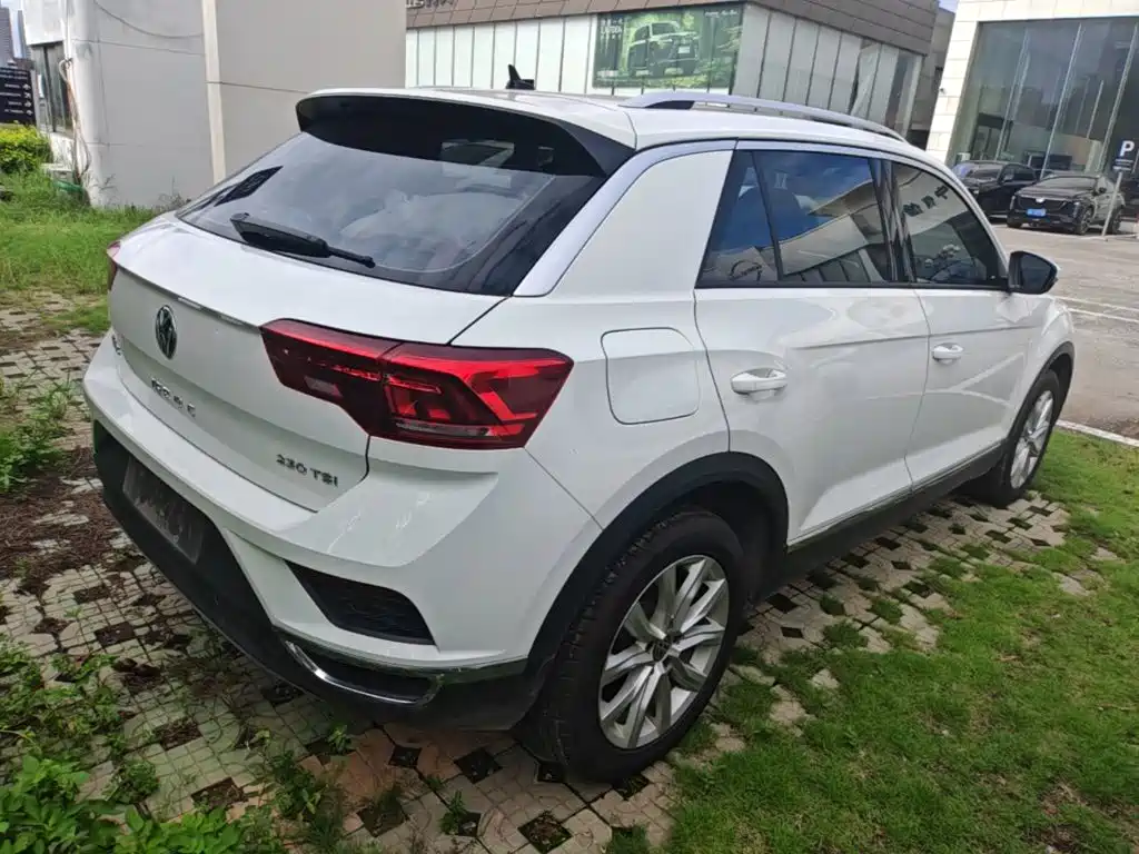 Volkswagen T-Roc — миниатюра 7