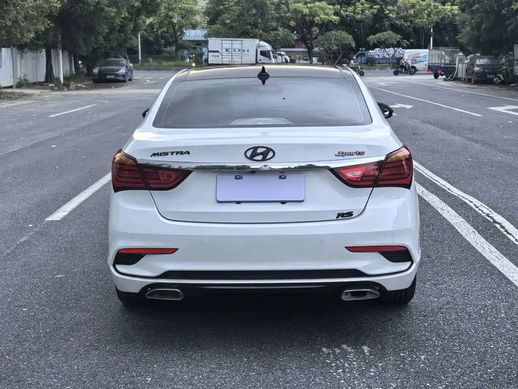 Hyundai Mistra — миниатюра 5
