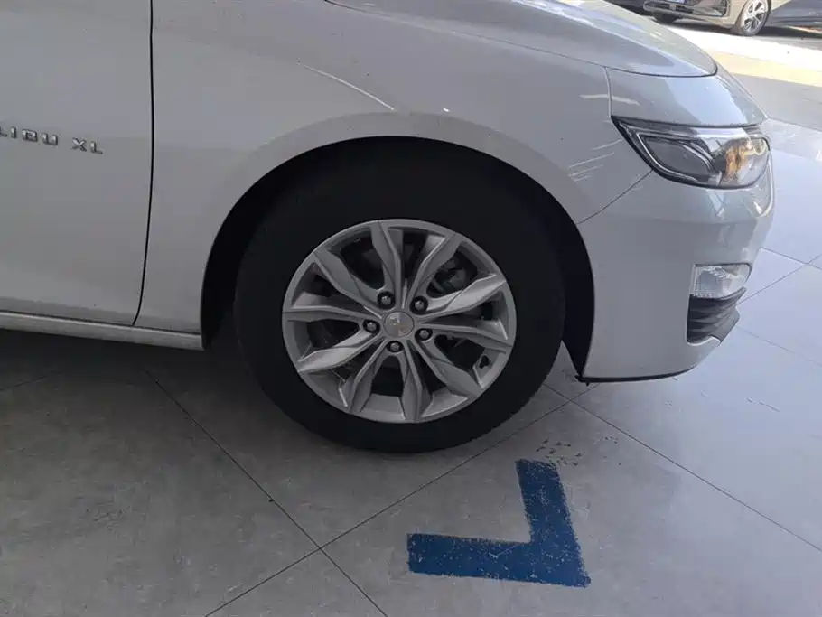 CHEVROLET MAI RUIBAO XL