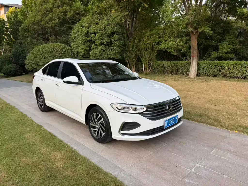 Volkswagen Lavida — миниатюра 3