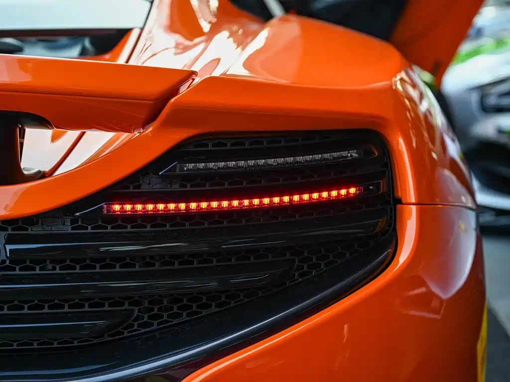 McLaren 650S 3.8T Coupe, фото 13