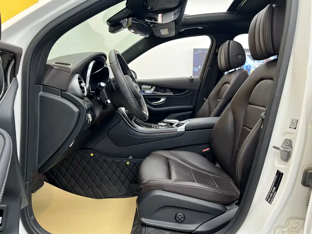 Mercedes-Benz GLC 2019 GLC 260 L 4MATIC Luxury