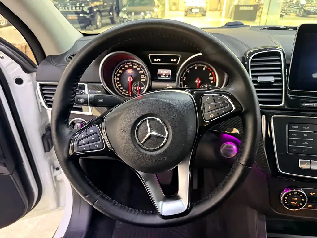 MERCEDES-BENZ GLE COUPE