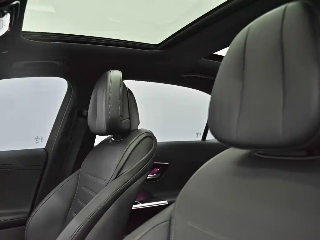 Mercedes-Benz C-Class New Energy — миниатюра 31