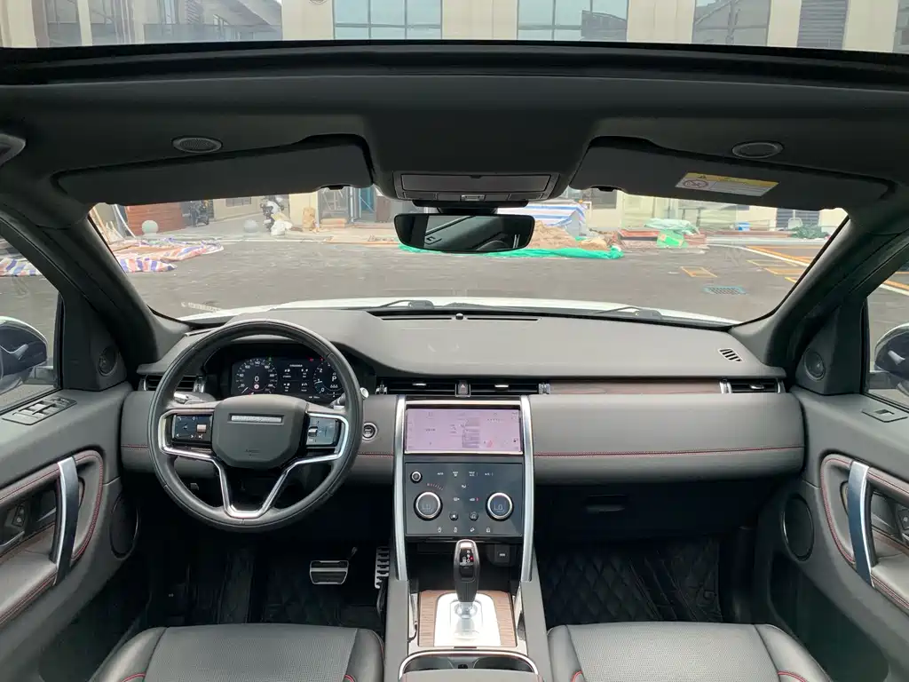 Land Rover Discovery Sport — миниатюра 33