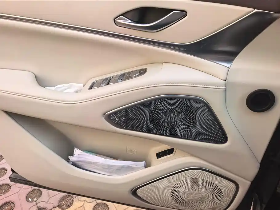 WEI PAI WEI BRAND BLUE MOUNTAIN