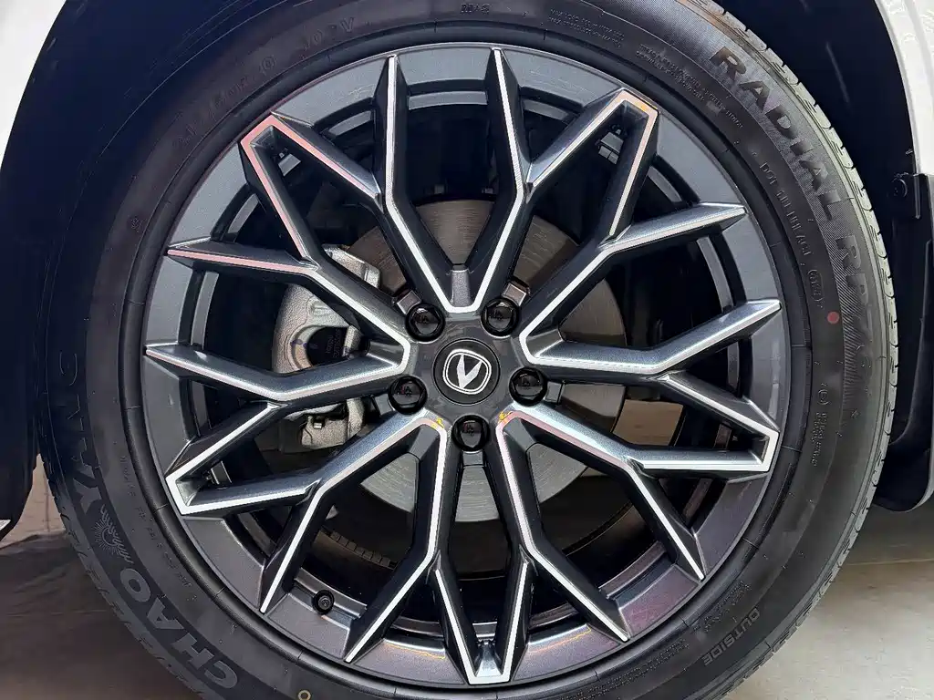 Changan UNI-Z — миниатюра 12