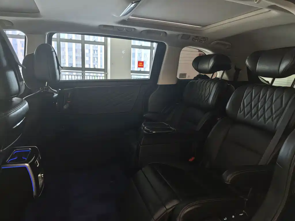 Honda Elysion — миниатюра 10