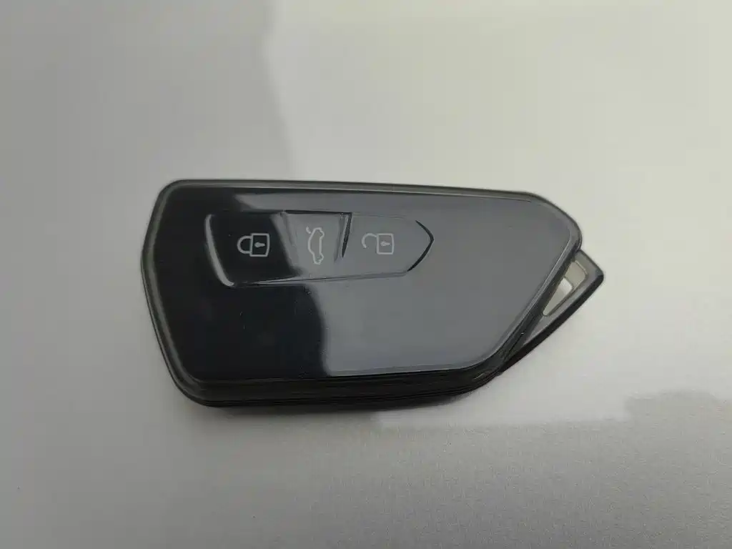 Volkswagen Sagitar id 4653770 из Китая 22