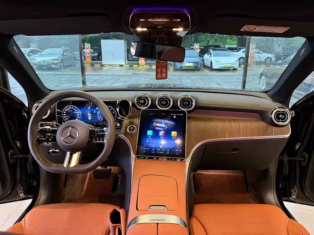 Mercedes-Benz GLC 2025 GLC 300 L 4MATIC 5 мест