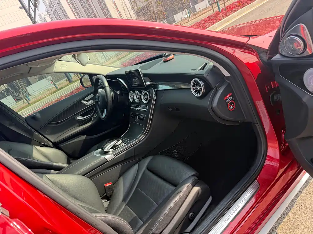 MERCEDES-BENZ C CLASS