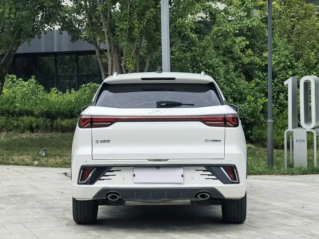 JAC JAC QX PHEV — миниатюра 5
