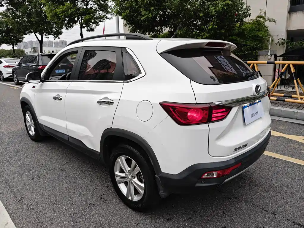 BAIC HUANSU BAIC MAGIC SPEED S5