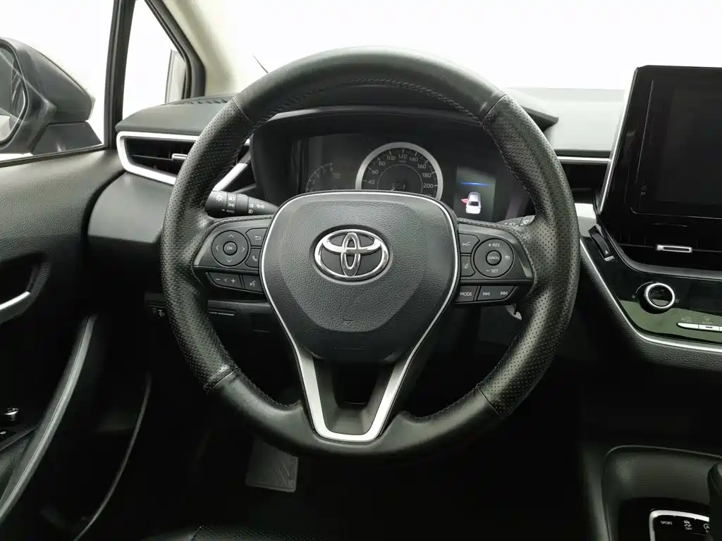 Toyota Corolla — миниатюра 11