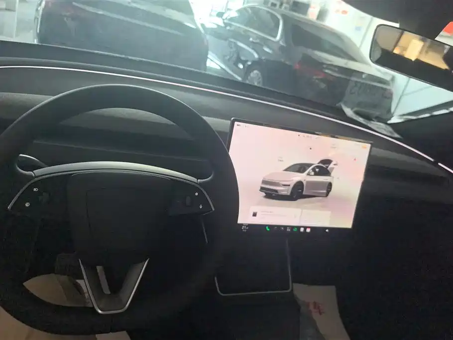 Tesla Model Y — фотографии объявления, Фото 12
