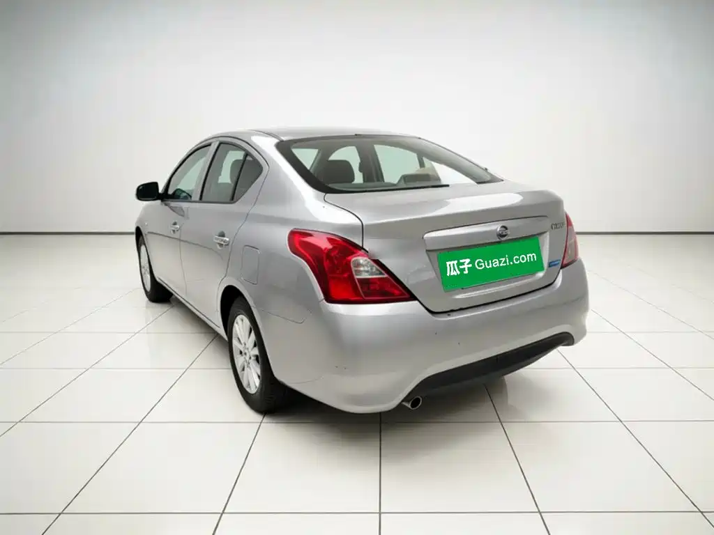 Nissan Sunny — миниатюра 4