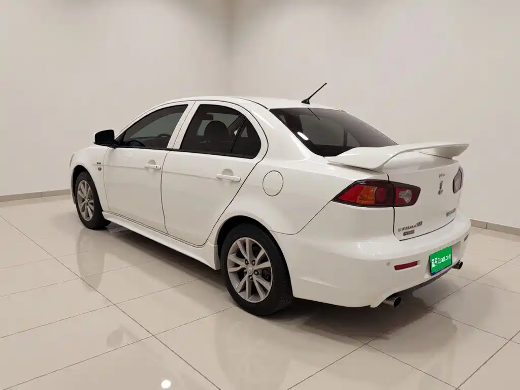 Mitsubishi Lancer EX — миниатюра 4