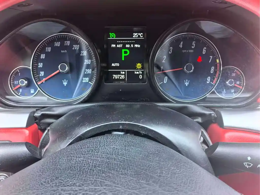 Maserati GranTurismo — миниатюра 5