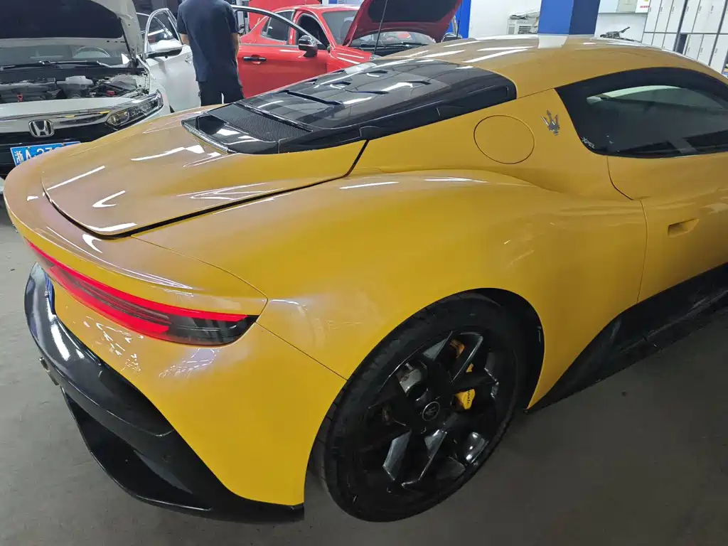 Maserati MC20 — миниатюра 6