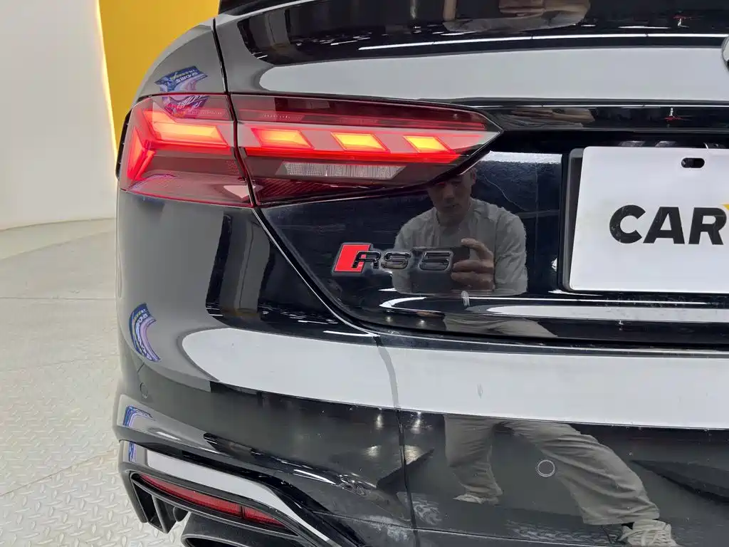 Audi RS 5 — миниатюра 9