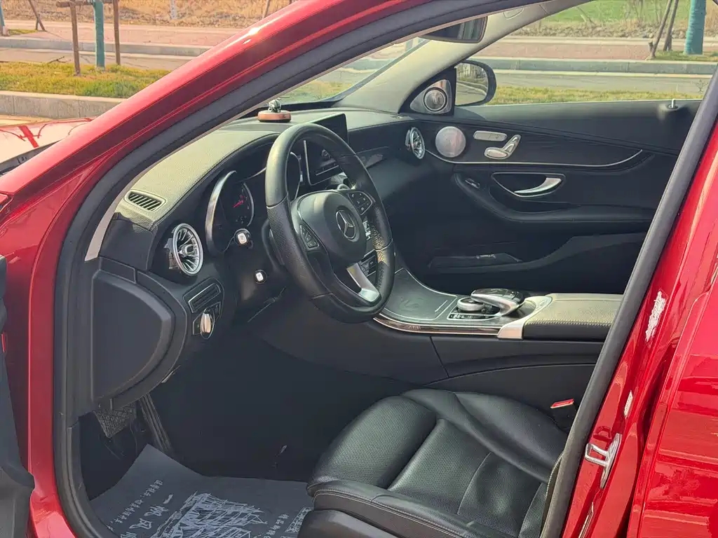 MERCEDES-BENZ C CLASS