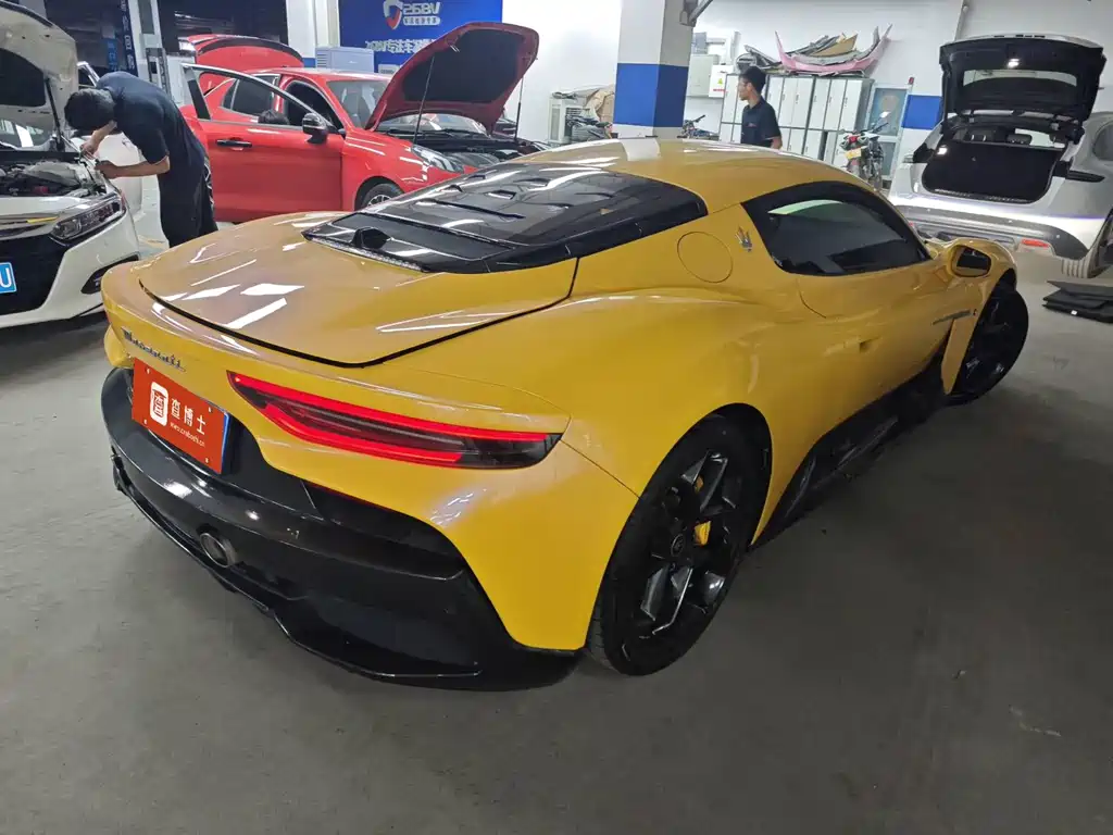 Maserati MC20 — миниатюра 8