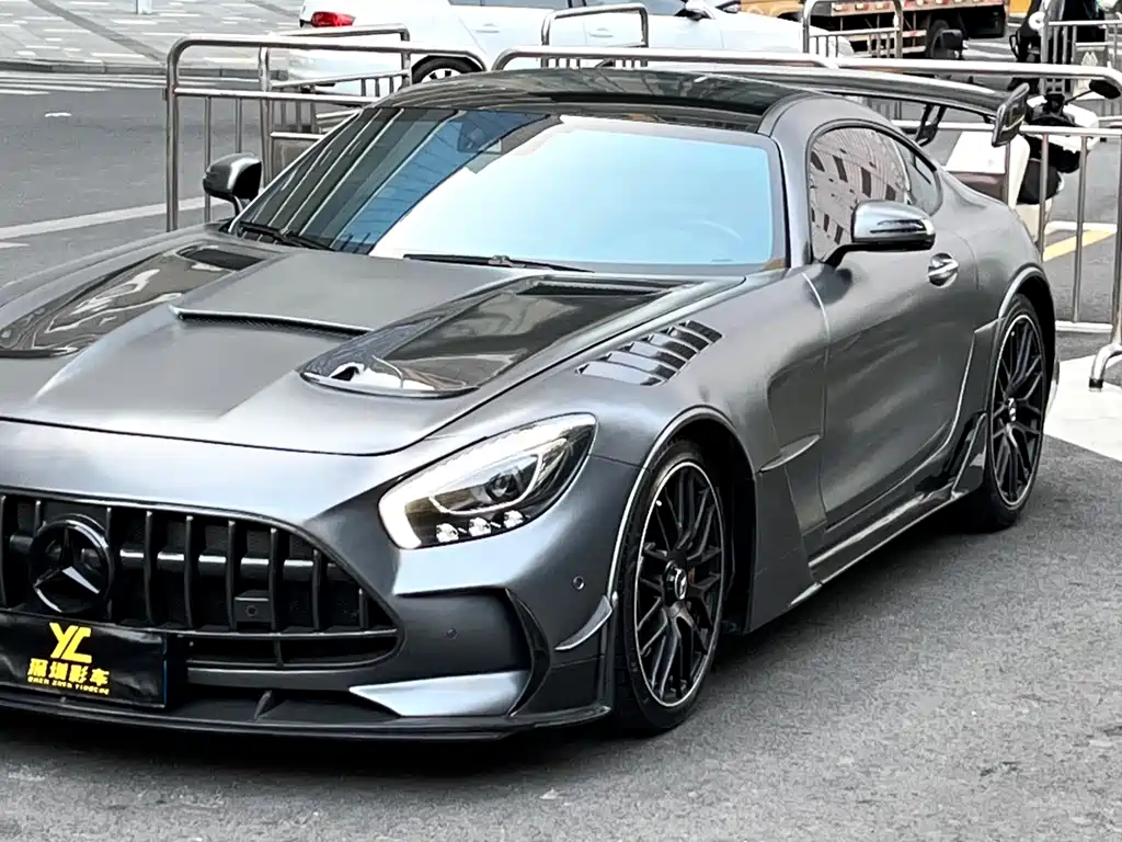 MERCEDES-BENZ AMG GT