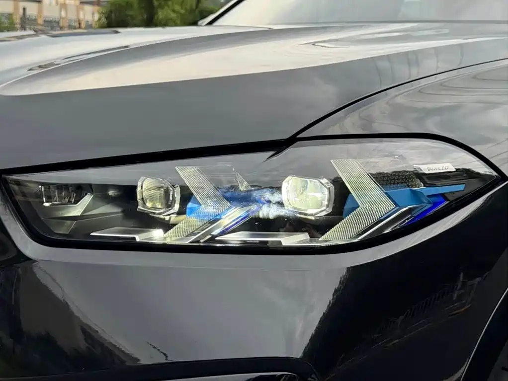 BMW X5 M — миниатюра 9