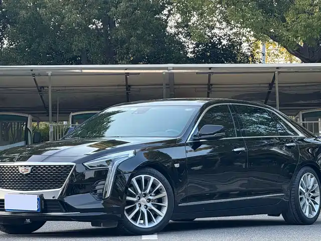 Cadillac CT 6 2019 40 T — фото 1