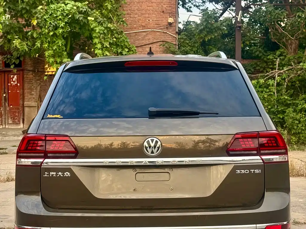 Volkswagen Teramont — миниатюра 3