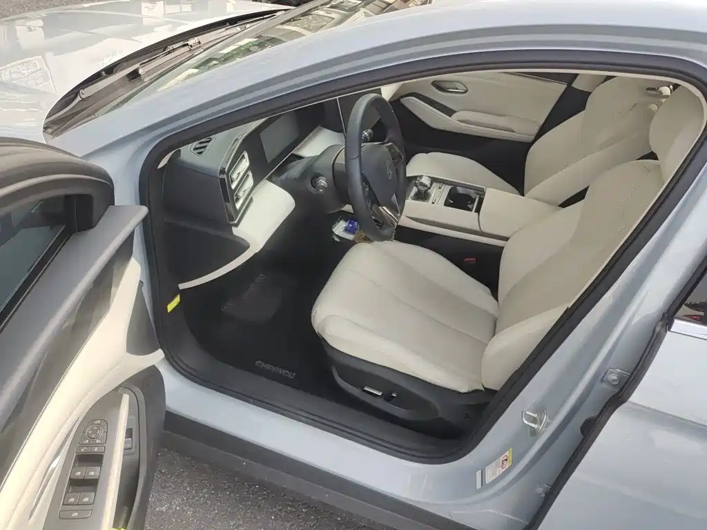 BYD Qin L — миниатюра 14