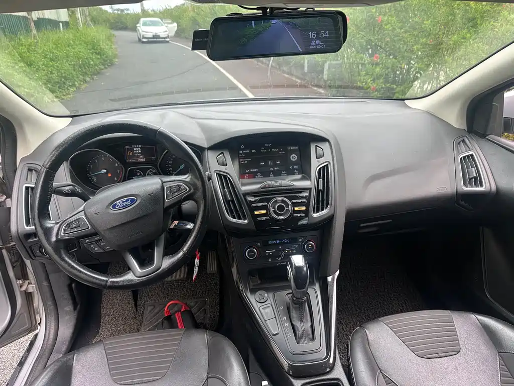 Ford Focus — миниатюра 19