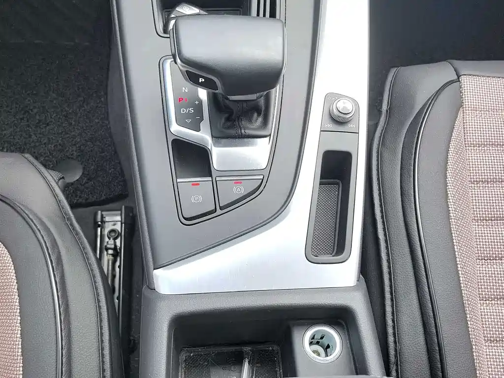 Audi A4L — миниатюра 17