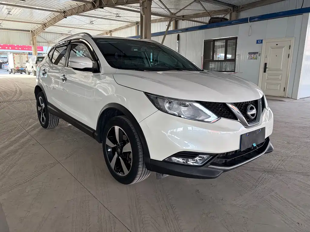 Nissan Qashqai 2017 2.0L CVT Smart V