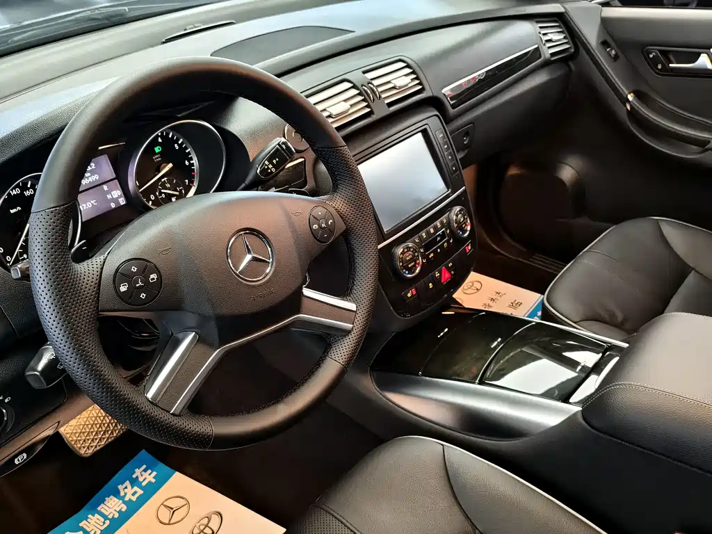 MERCEDES-BENZ R CLASS