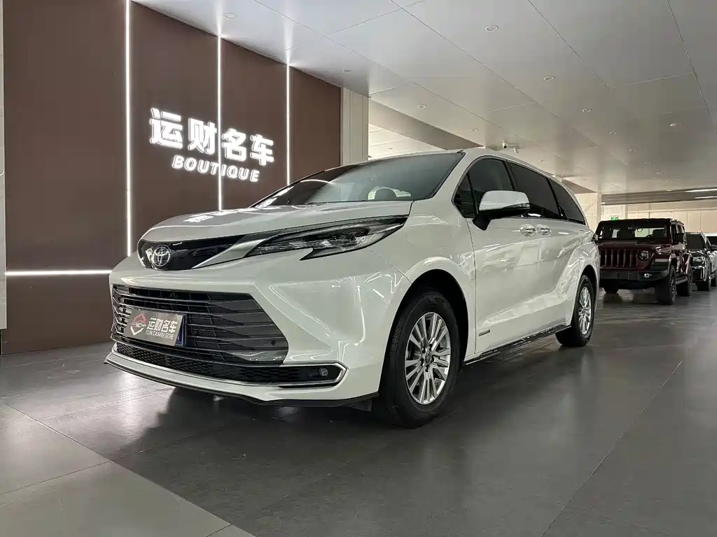 Toyota Sienna 2022