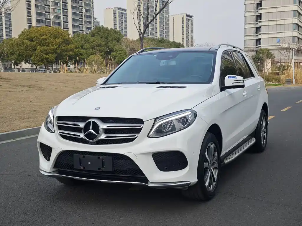 Mercedes-Benz GLE 2016