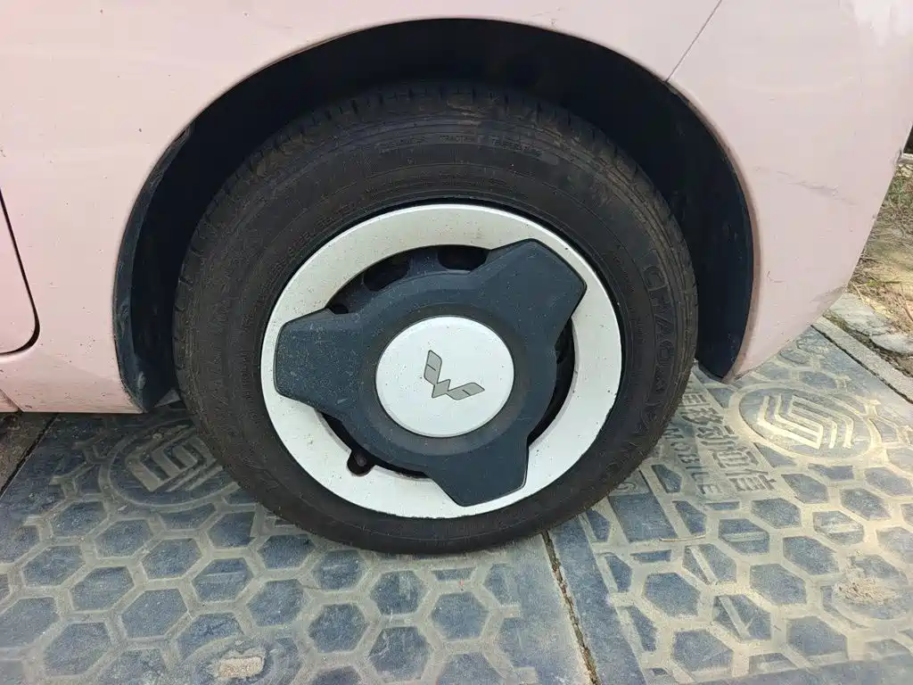 Wuling MINIEV — миниатюра 8