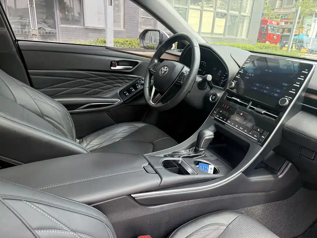 Toyota Avalon 2019 2.5L Touring Luxury VI