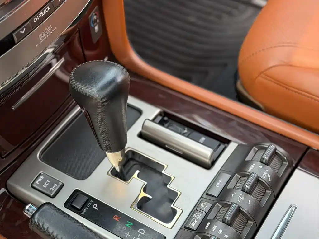 Lexus LX 2013 570