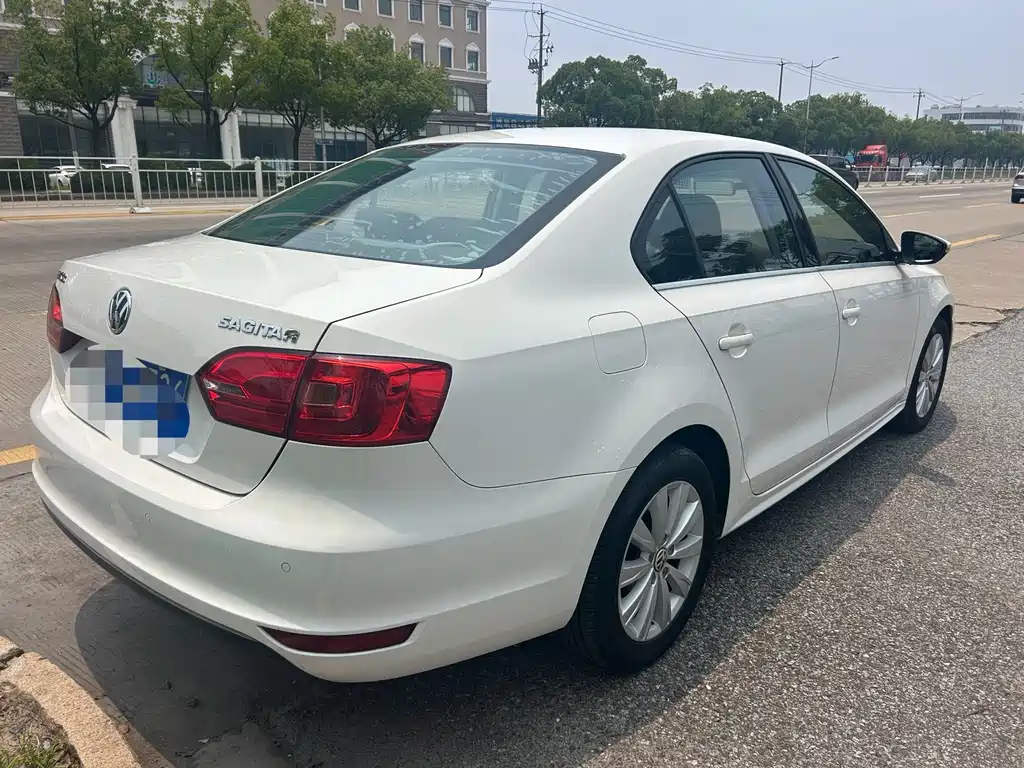 Volkswagen Sagitar — миниатюра 4