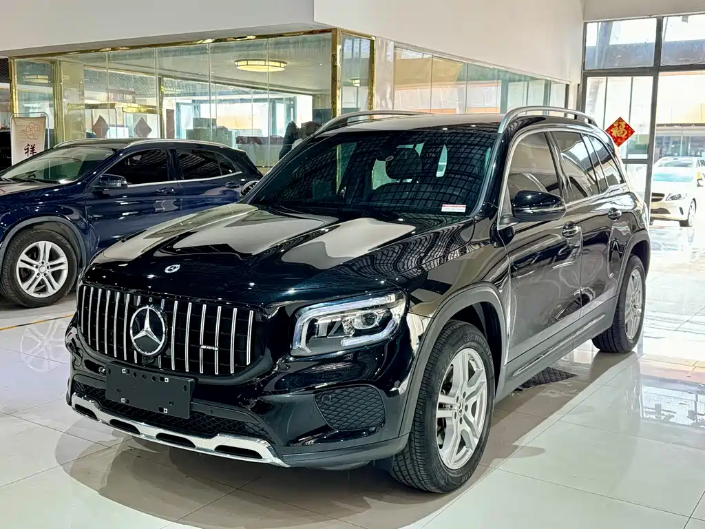 Mercedes-Benz GLB 2023